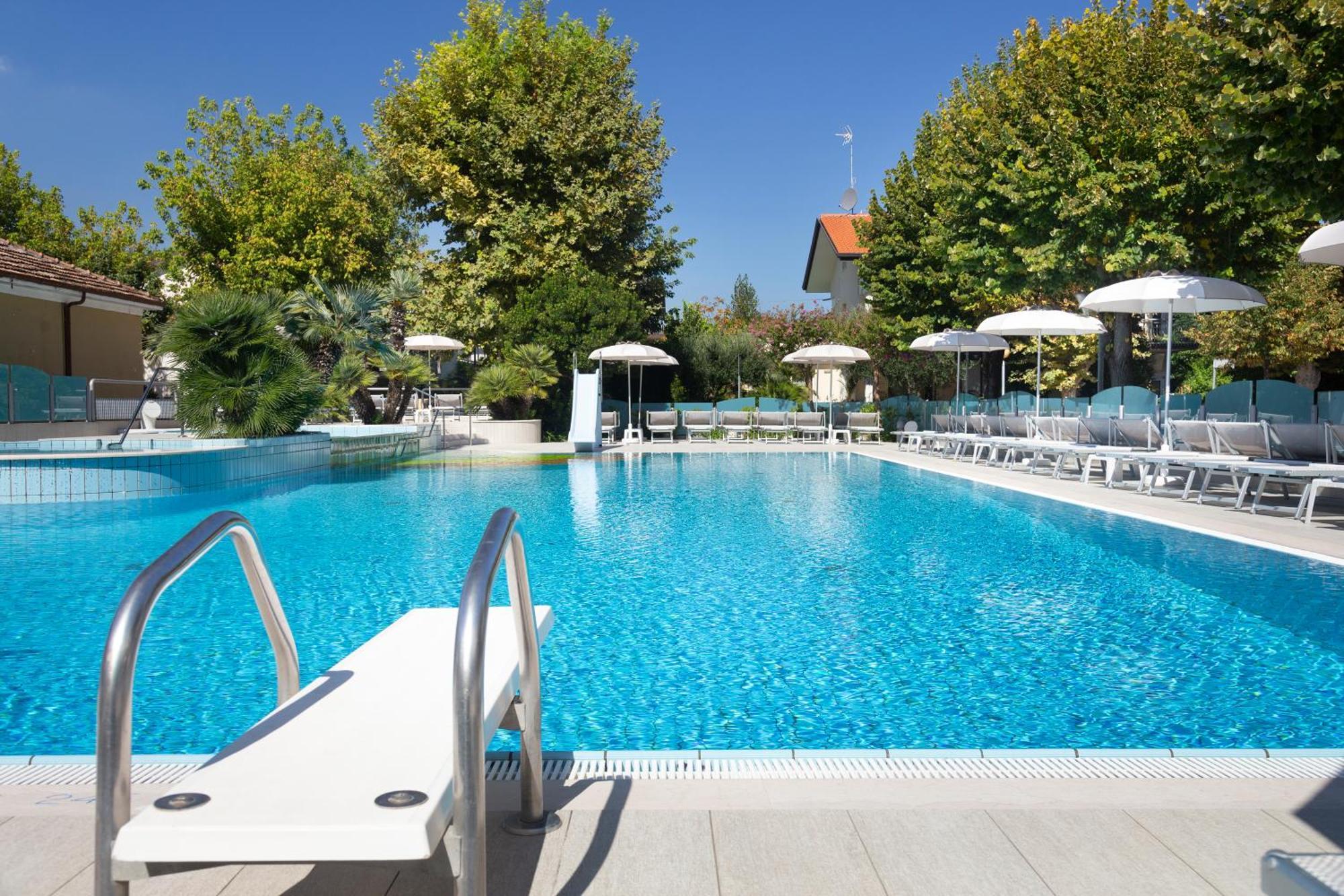 Hotel Paris Resort Bellaria – Igea Marina Kültér fotó