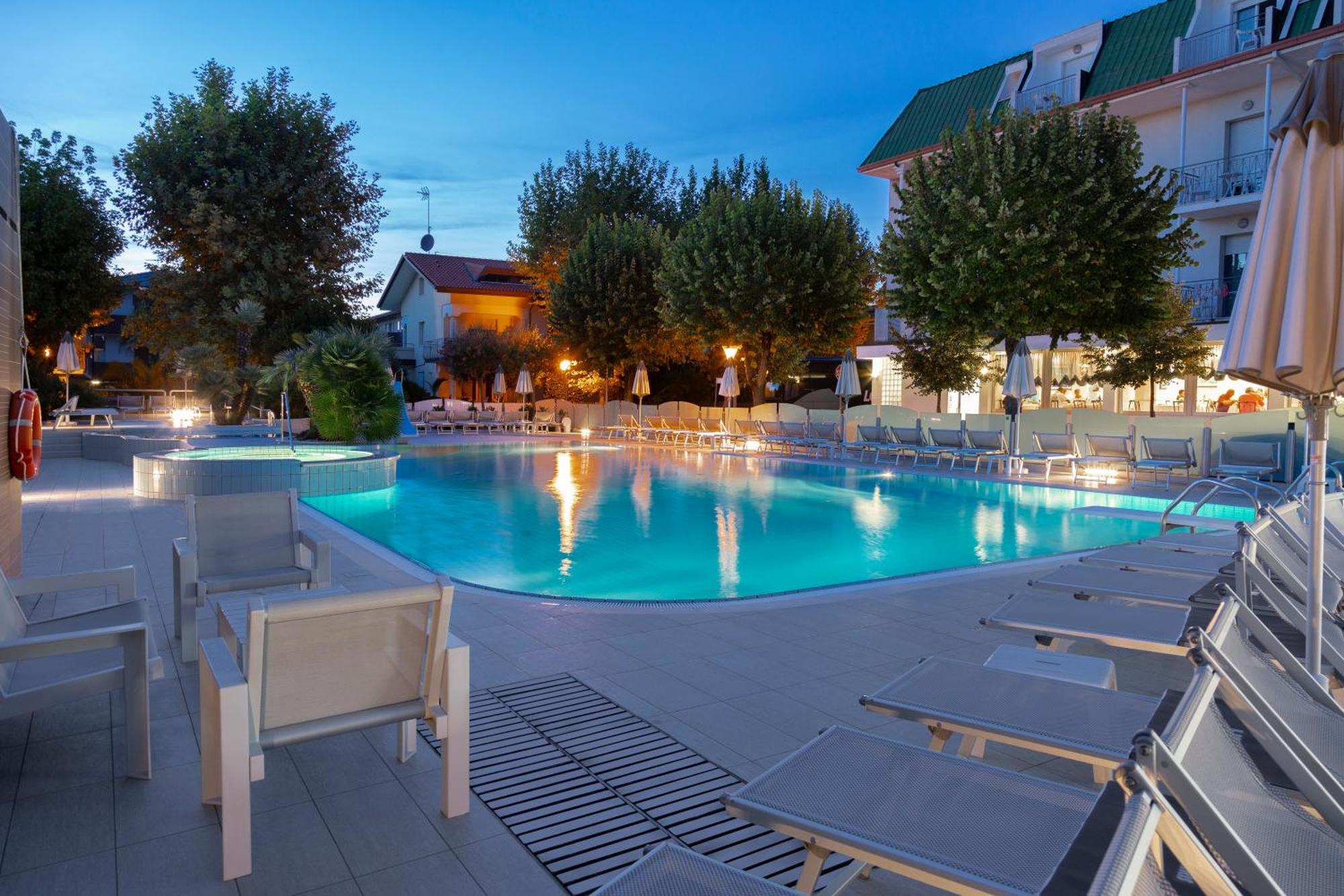 Hotel Paris Resort Bellaria – Igea Marina Kültér fotó