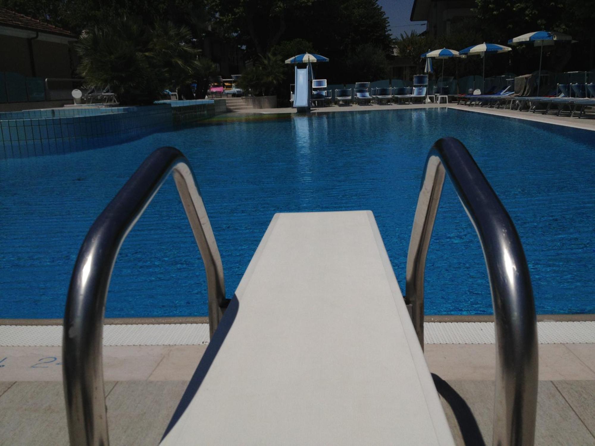 Hotel Paris Resort Bellaria – Igea Marina Kültér fotó